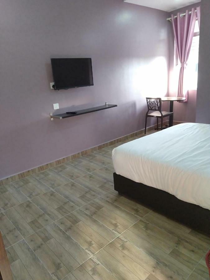 Teluk Panglima Garang Purple Dream Home מראה חיצוני תמונה