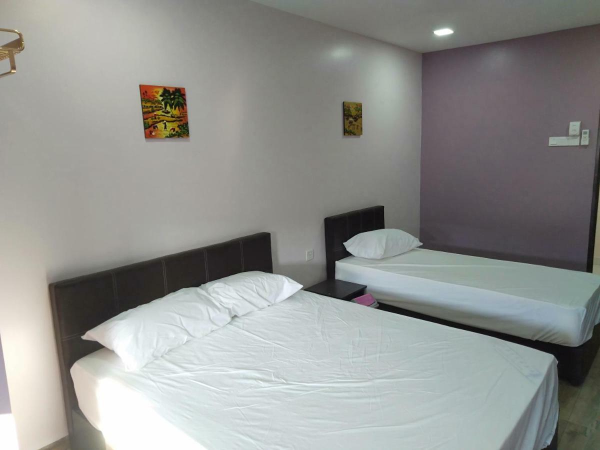 Teluk Panglima Garang Purple Dream Home מראה חיצוני תמונה