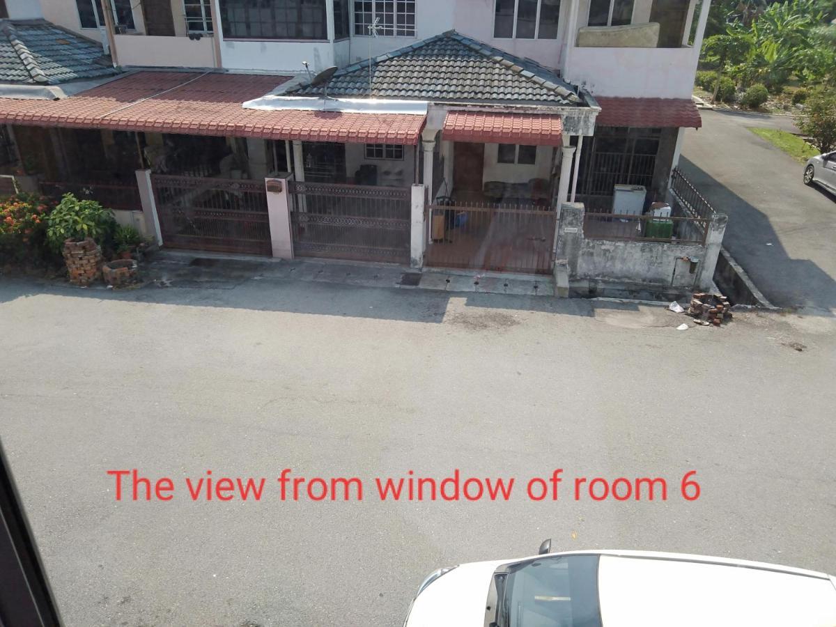 Teluk Panglima Garang Purple Dream Home מראה חיצוני תמונה